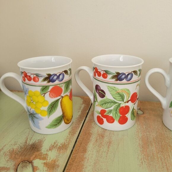 Vintage Roy Kirkham Assorted Fruit Bone China Mugs - Picture 11 of 12